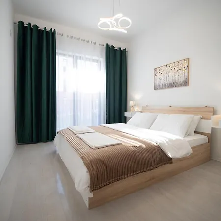 Cozy Near Tia! - Self Check-in - Free Wifi - Netflix