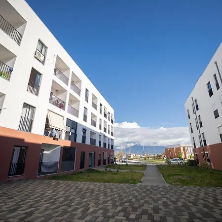 Cozy Near Tia! - Self Check-in - Free Wifi - Netflix