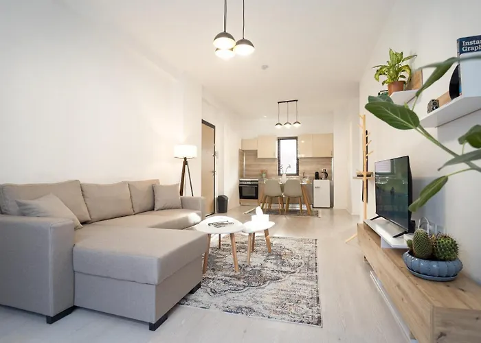 Cozy Near Tia! - Self Check-in - Free Wifi - Netflix