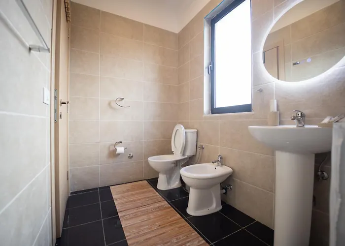 Cozy Near Tia! - Self Check-in - Free Wifi - Netflix Apartment